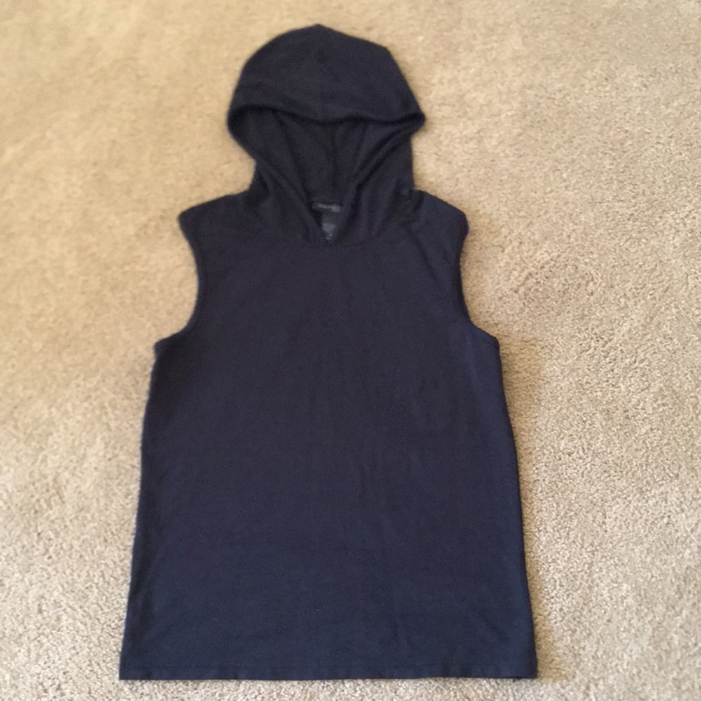 Express World Brand Sleeveless Hooded Top